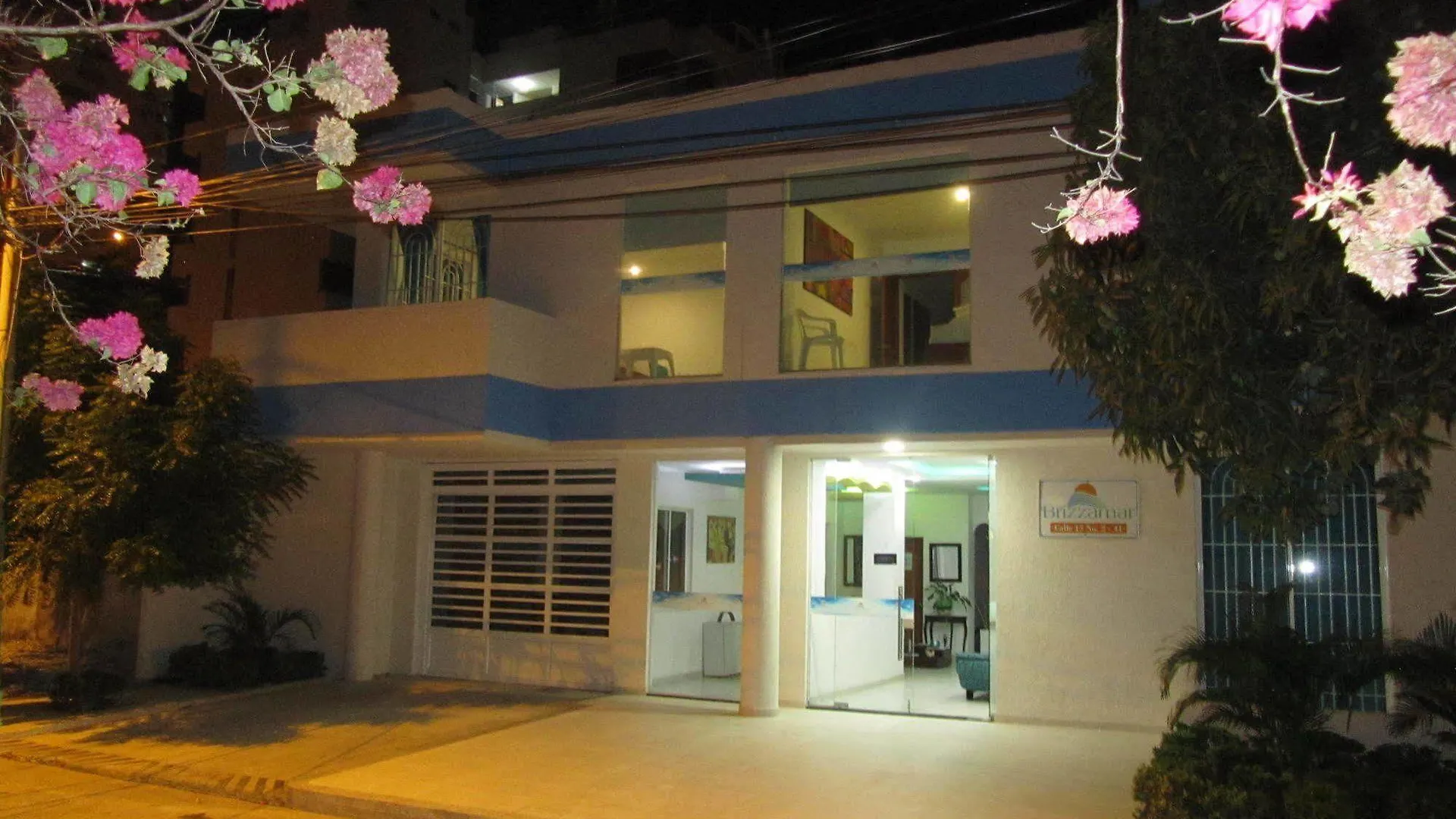 Brizzamar Hotel Santa Marta  2*, Santa Marta (Magdalena)
